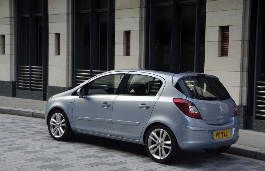  Vauxhall Corsa 2009 года  (фото 7 из 16)